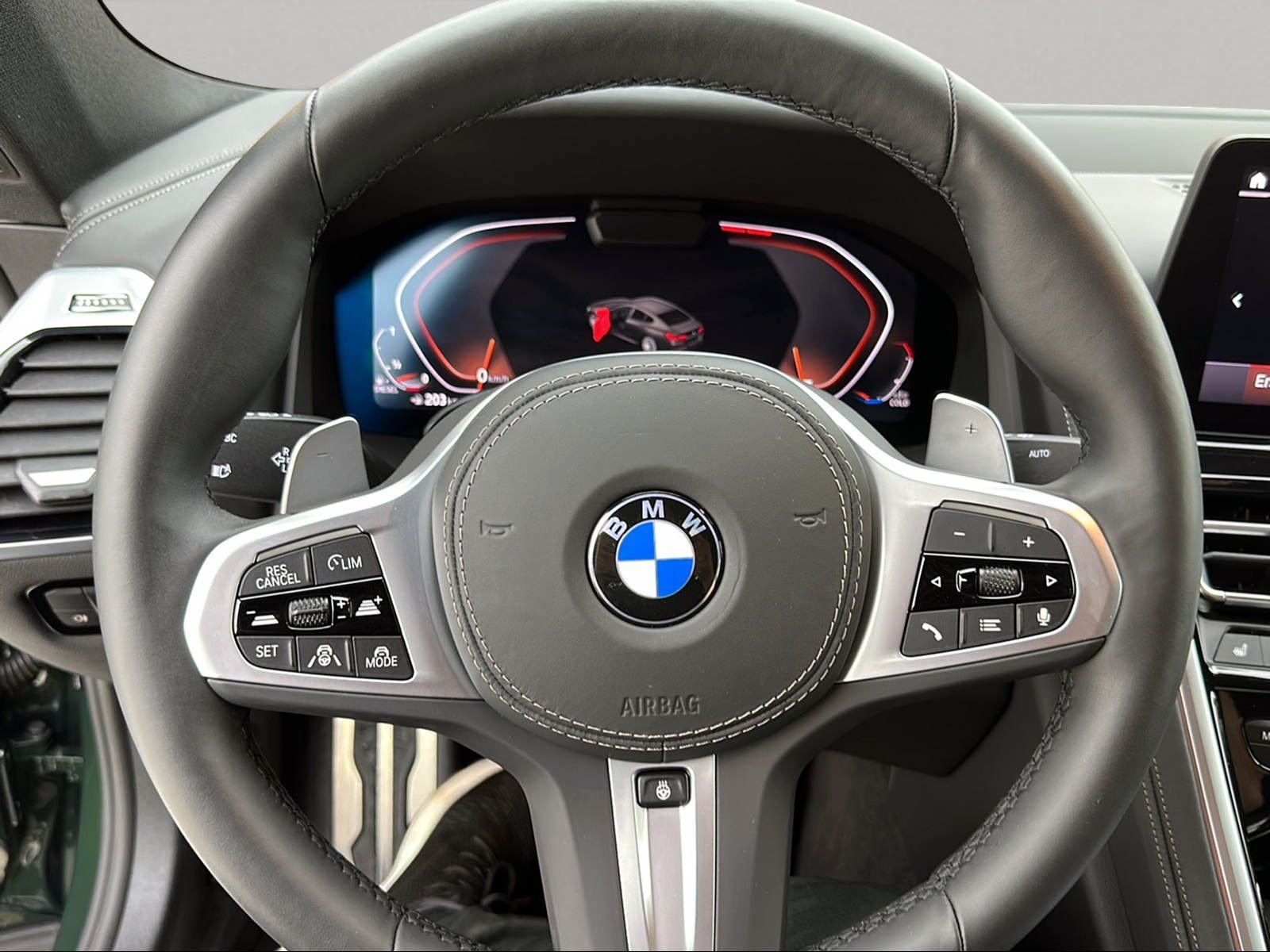 BMW 840 - Bild 15
