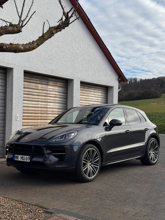 Image of Porsche Macan