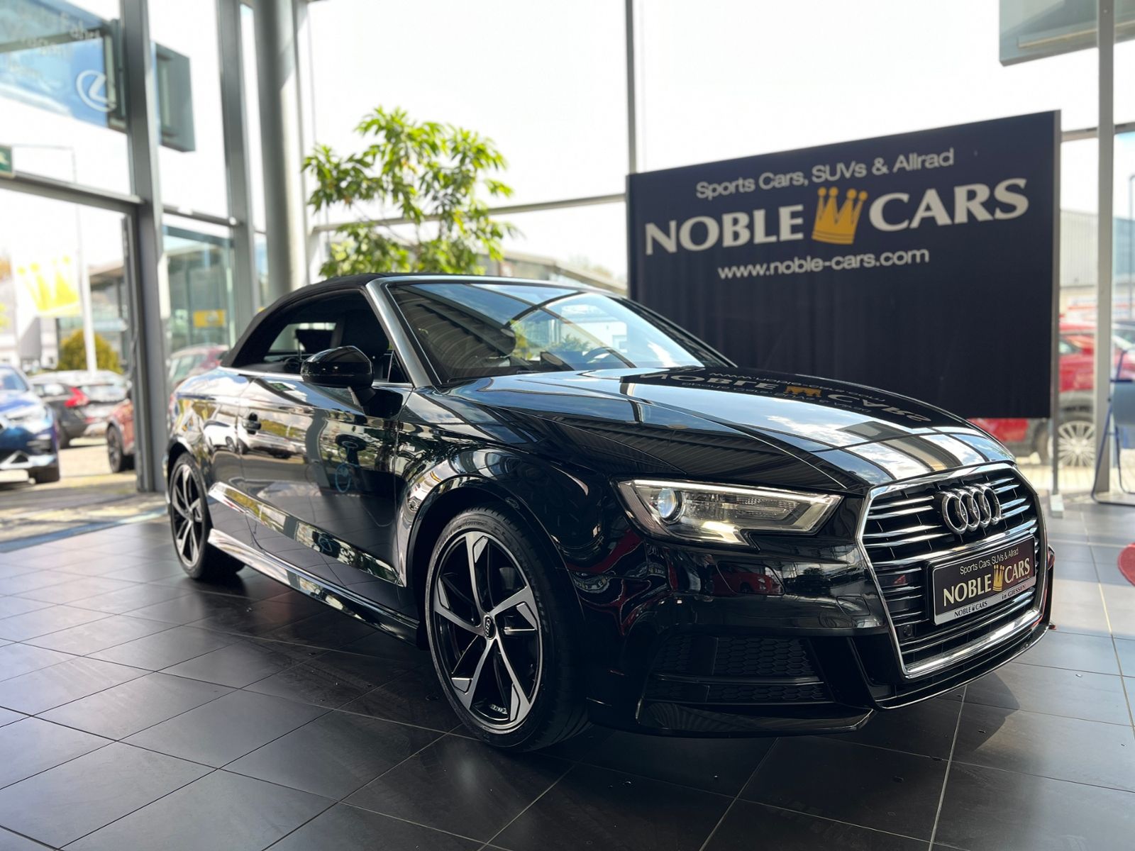 Fahrzeugabbildung Audi A3 Cabriolet 35 TFSI S line PDC XENON NAVI