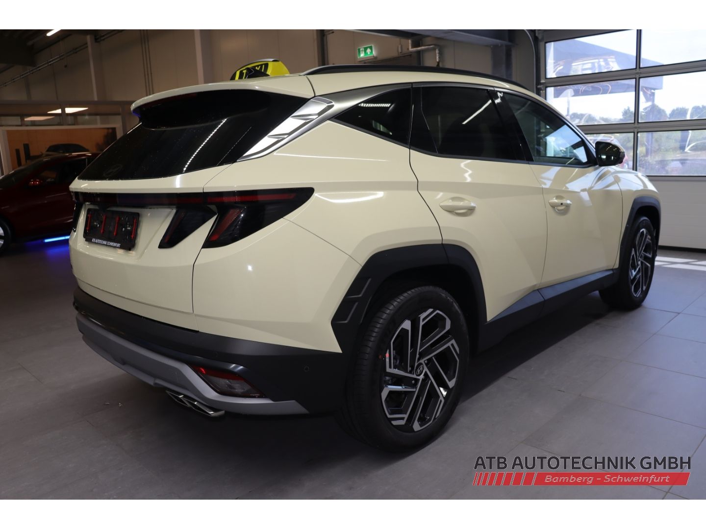 Fahrzeugabbildung Hyundai Tucson TAXI-UMBAU Prime HEV 1.6 T-GDi 2WD 215 PS