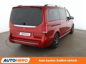 Mercedes V 220 - 6