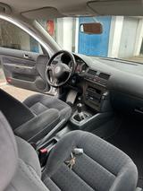 Volkswagen Auto vw bora - Volkswagen Bora mit Diesel-Antrieb