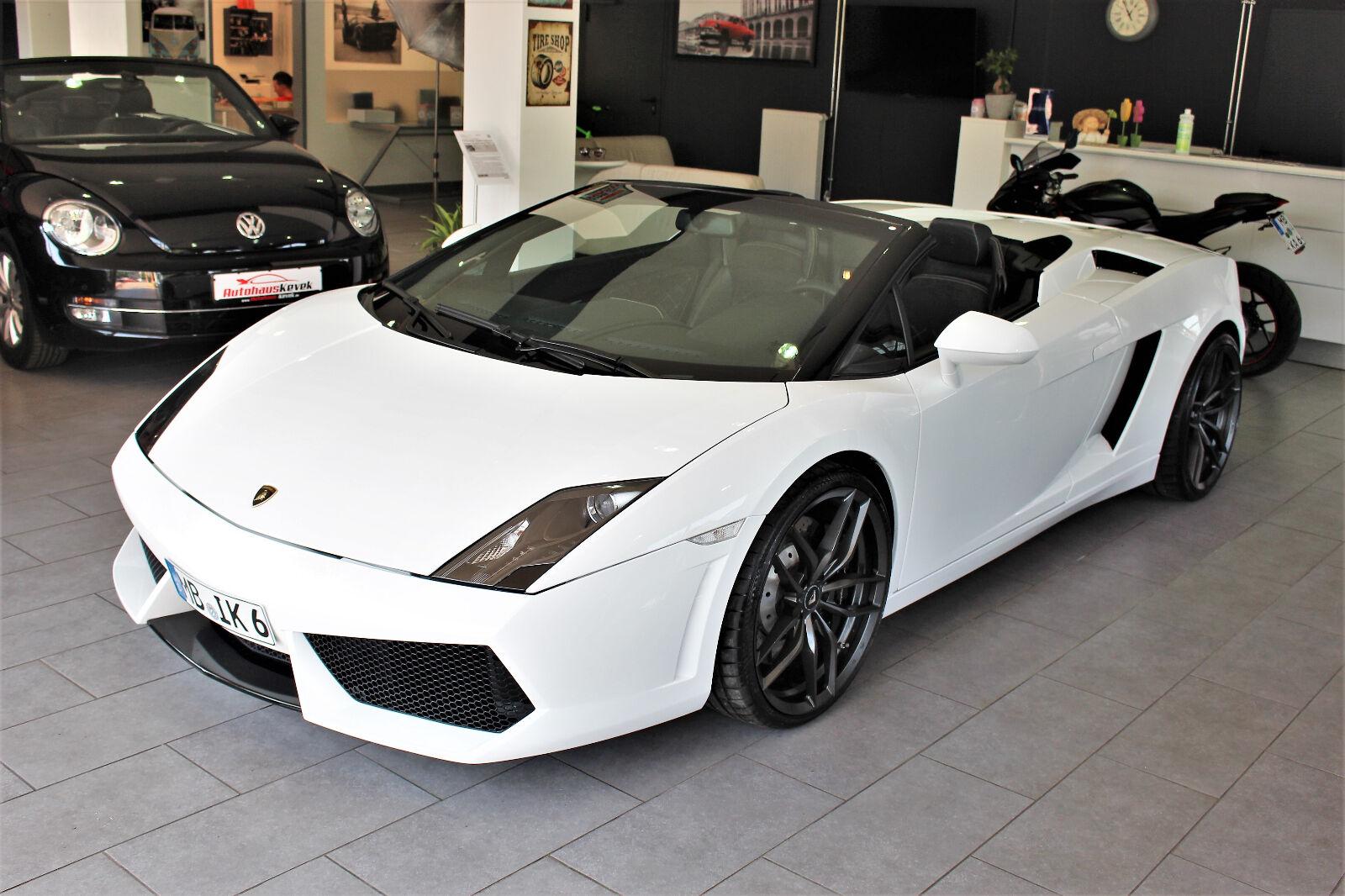 showroom-image-top