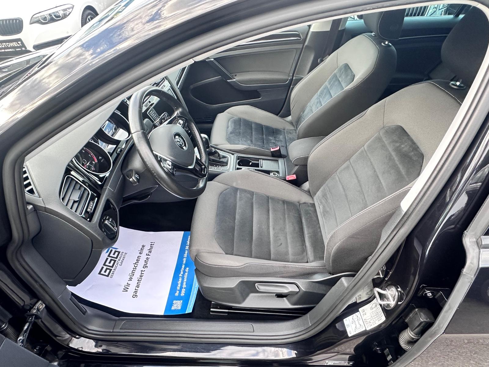 Volkswagen Golf VII Lim. Highline DSG SitzHeiz. LED Alcanta