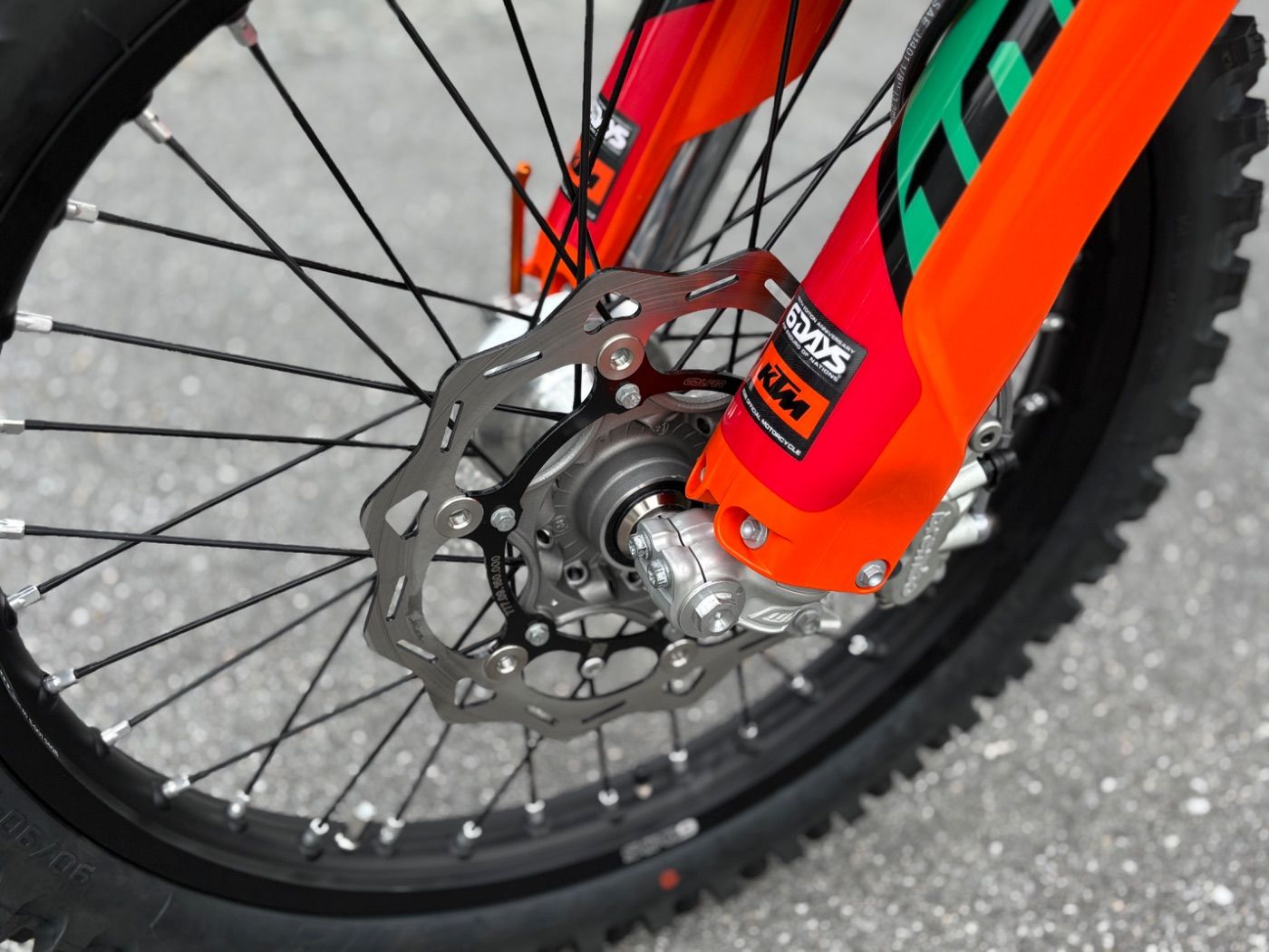 Fahrzeugabbildung KTM 350 EXC-F Six Days 2027