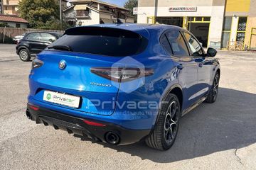 Alfa-Romeo Stelvio - 5