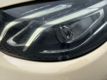 Mercedes E 200 - 6