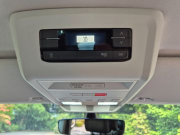 Volkswagen T6 Multivan 2.0 TDI Highline Standheizung AHK