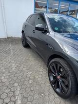 Jaguar F-Pace 3.0d V6 S-Sport AWD | Black Pack | 300 PS - Jaguar F-Pace: 30d Awd