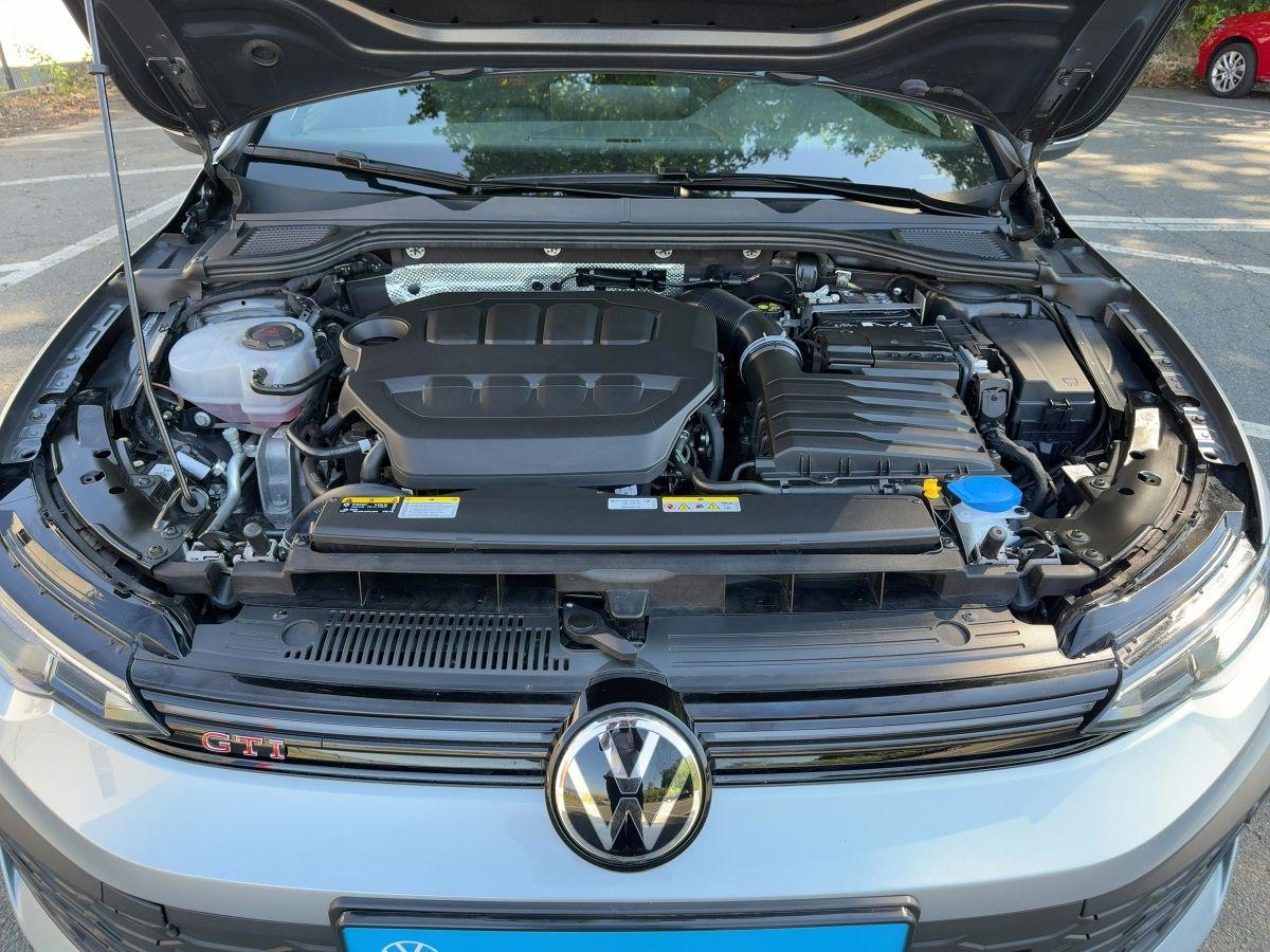 Volkswagen Golf VIII 2.0 GTI DSG Panoramadach AHK AppConnec
