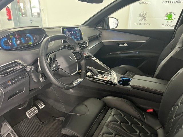 3008 Hybrid4 300 GT