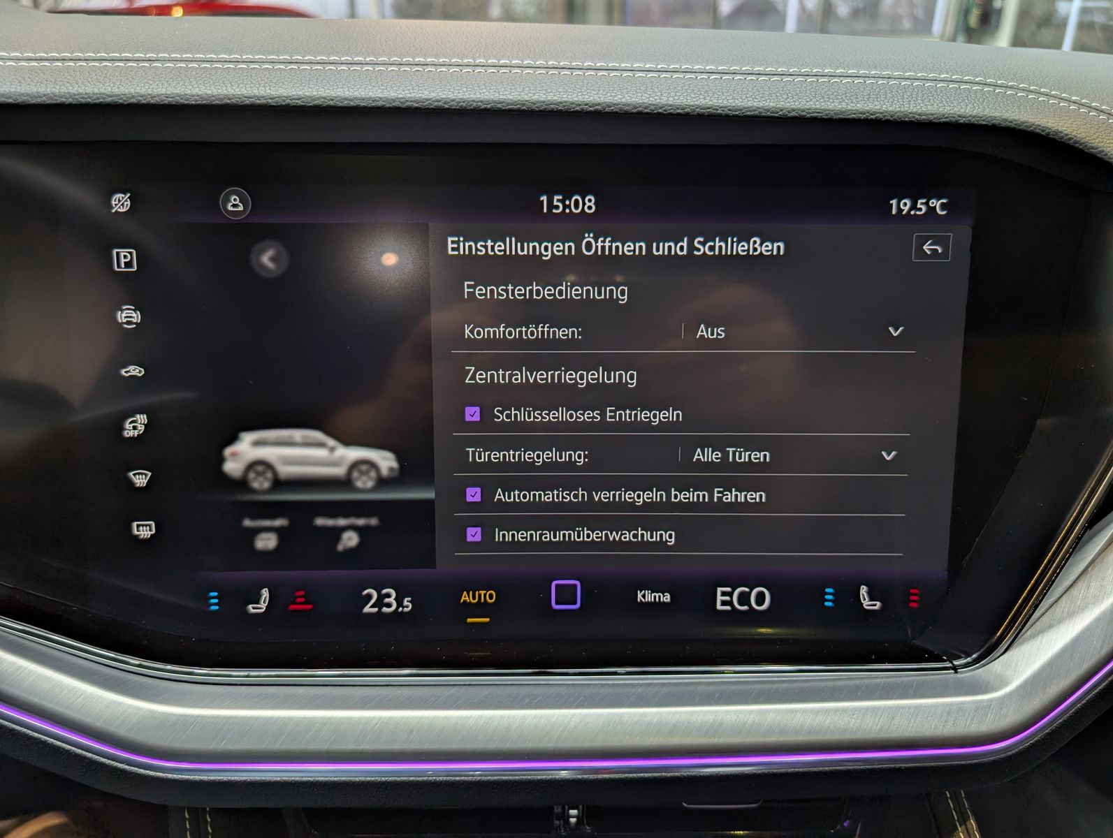 Fahrzeugabbildung Volkswagen Touareg 3.0TDI 4M R-Line VOLL Black 22" UPE 114T