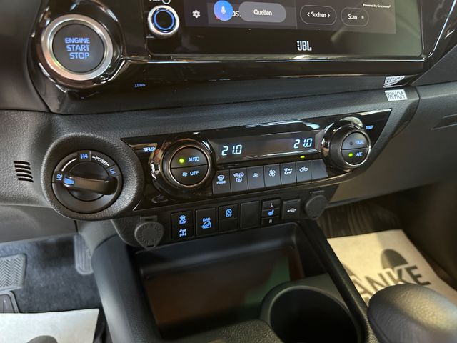 Toyota Hilux Double Cab Invincible 4×4 *SOFORT*