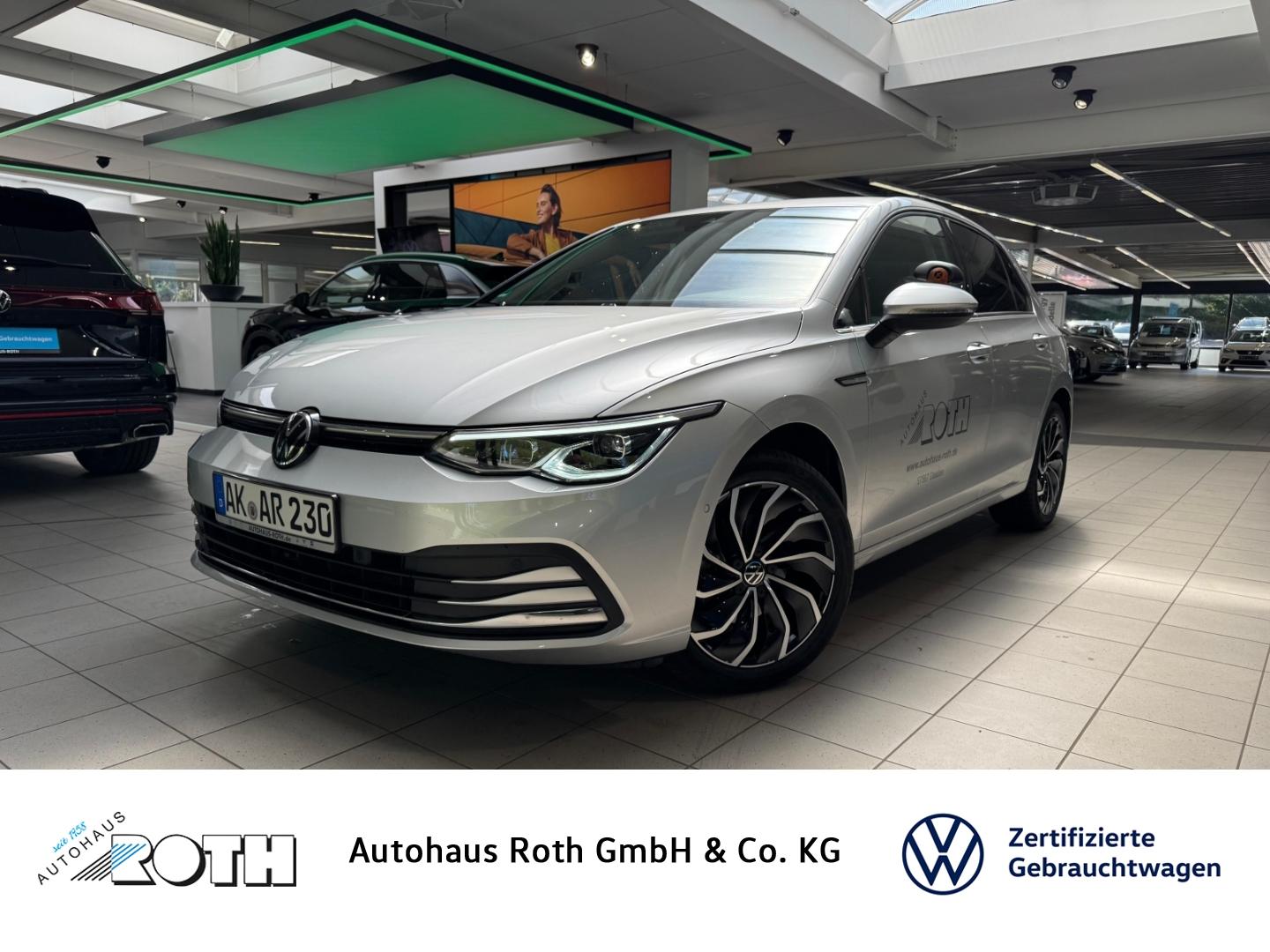 Volkswagen Golf Style 1.5 eTSI BUSINESS NAVI RFK ACC SHZ