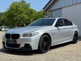 BMW Bmw 525 d xDrive M Paket-360°-Head Up-Navi-Shd - BMW 525 in Mannheim