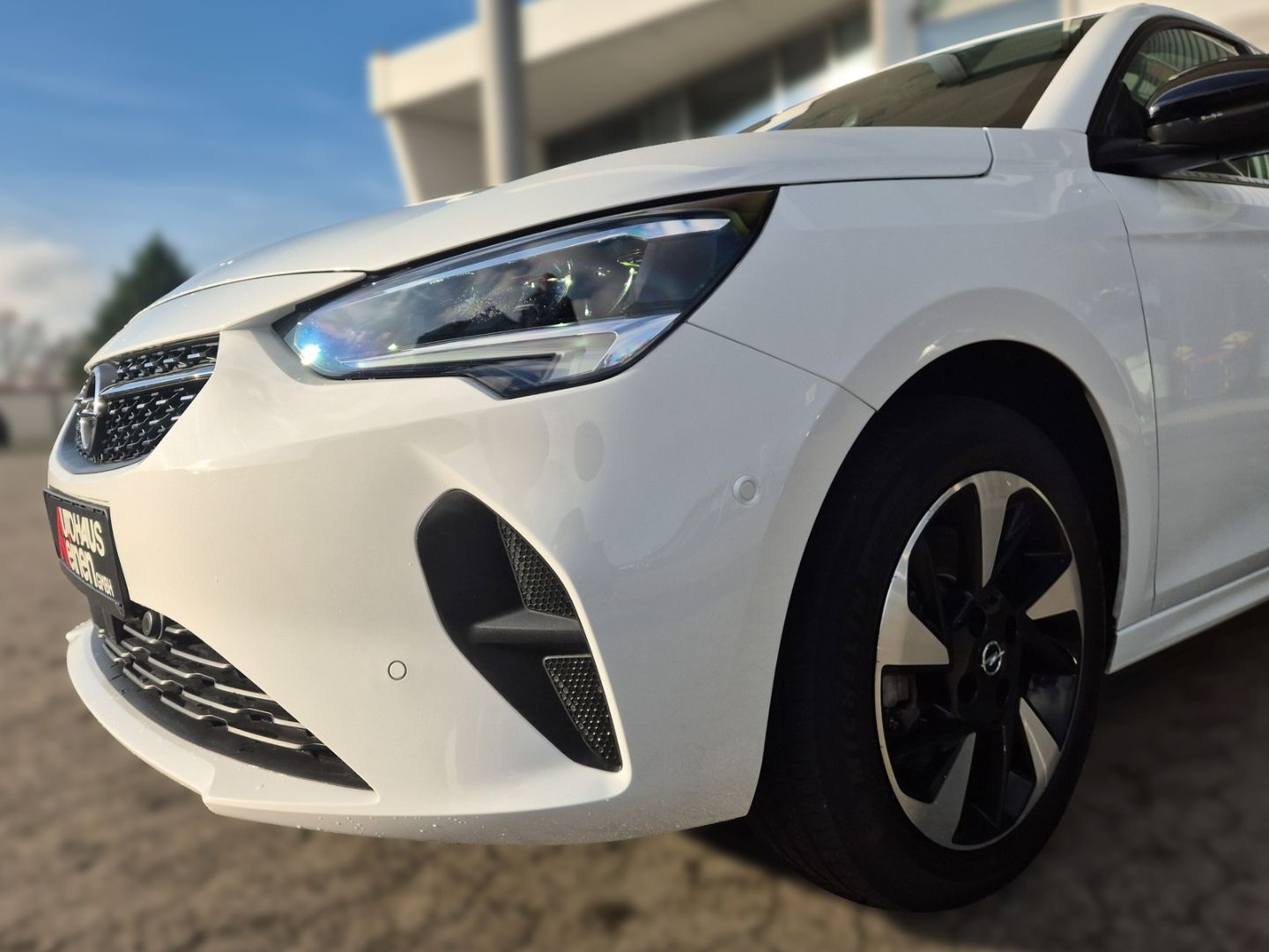 Fahrzeugabbildung Opel Corsa-e Corsa F e Elegance Navi LED ACC Apple Ca