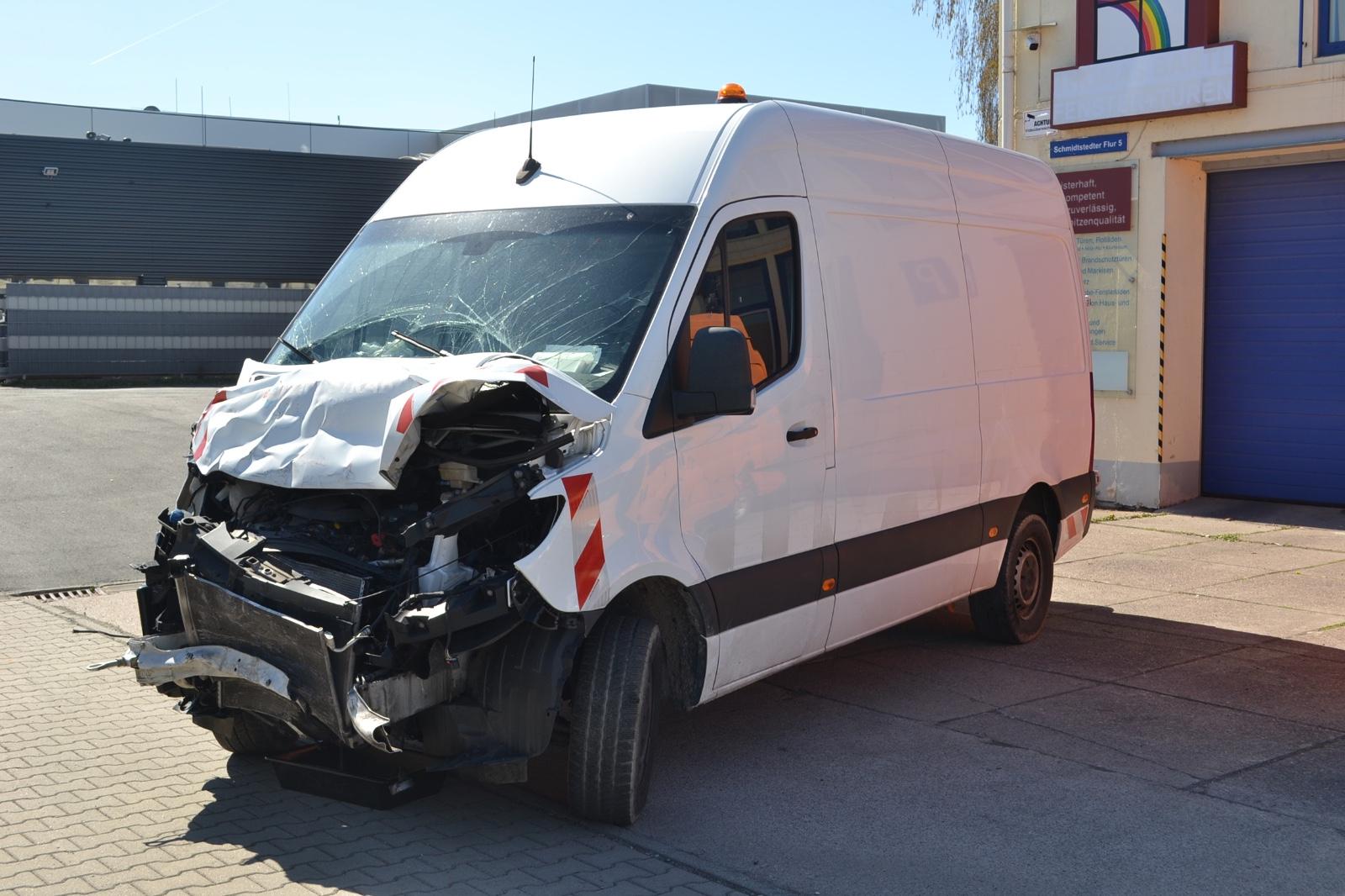 Mercedes-Benz Sprinter III Kasten RWD 315 CDI Unfall L2H2 1.Hd
