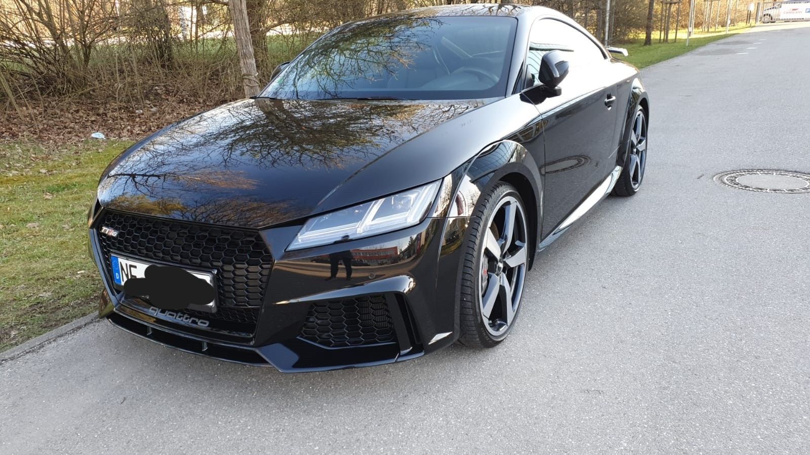 AUDI TT RS Coupe 2.5 TFSI S tronic quattro -