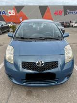 Toyota Yaris 1,3-l-VVT-i Executive AUTOMATIK - Toyota Yaris: Executive