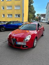 Alfa Romeo Gi - gebrauchte Alfa Romeo Giulietta aus dem Jahr 2014