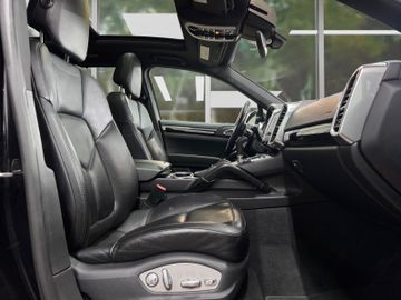 Porsche Cayenne - 7