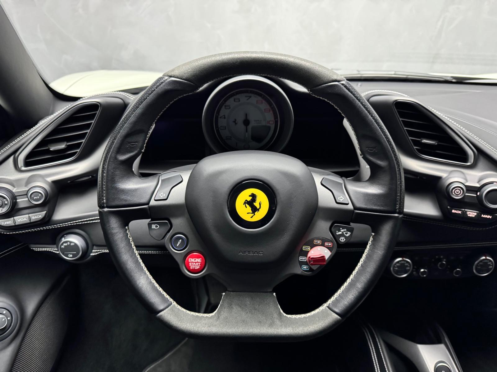 FERRARI 488 GTB CARBON RACING