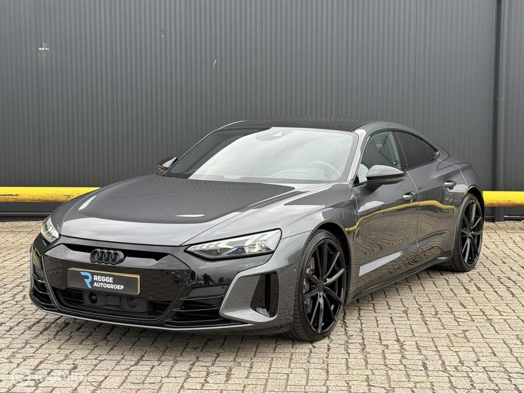 Image of Audi e-tron GT