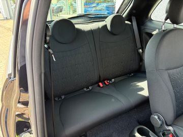 Fahrzeugabbildung Fiat 500 Dolcevita PDC Navi DAB CarPlay UConnect uvm