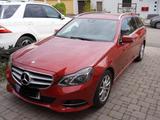 Mercedes-Benz E 200 BlueTEC T AVANTGARDE AVANTGARDE - rote Mercedes-Benz E 200