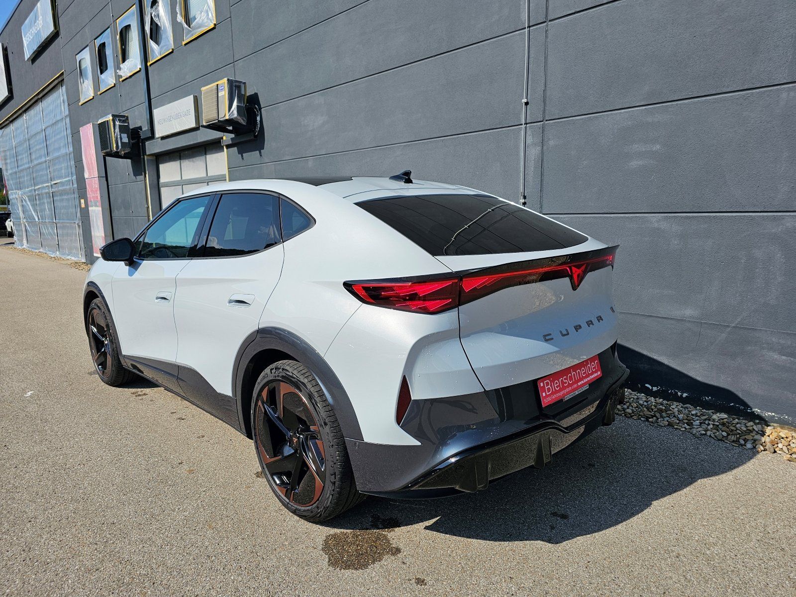 Cupra Tavascan - Bild 7