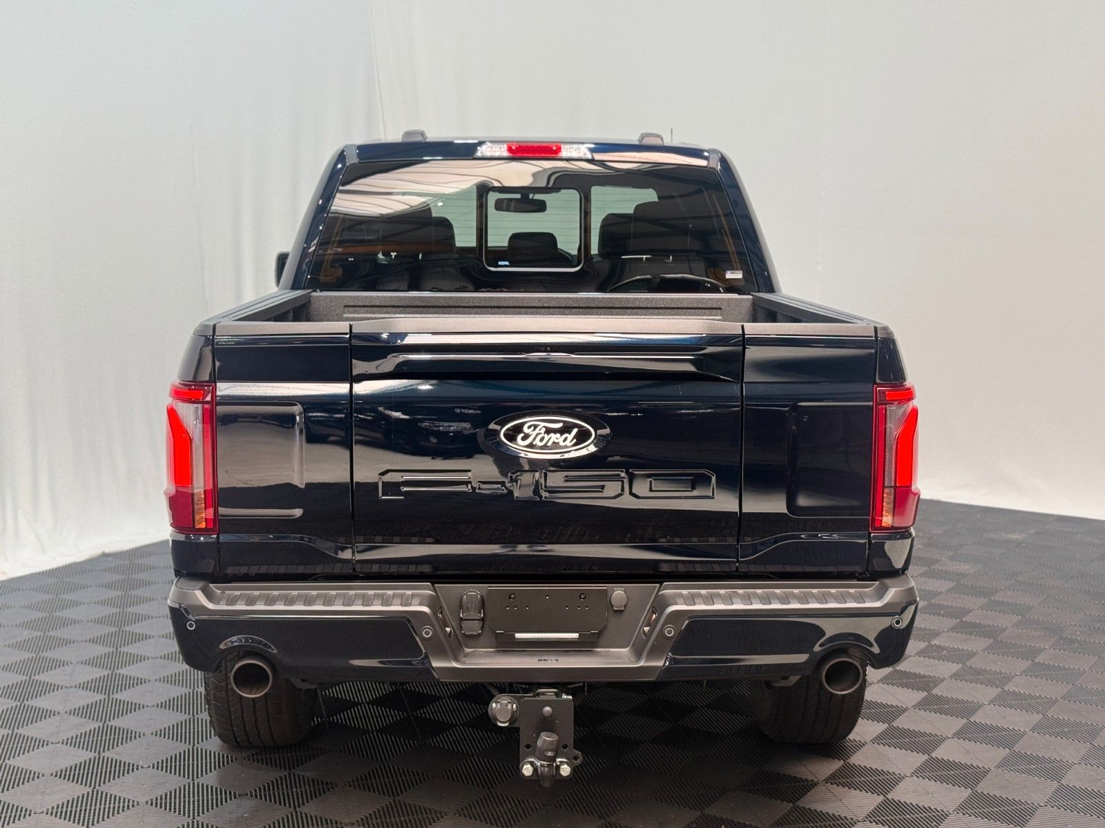 Fahrzeugabbildung Ford F-150 Lariat 5.0L V8  5,5" Black Ed. MY25