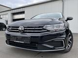 Volkswagen Passat Variant GTE 1.4 TSI 144€ m.20% Anz. AHK P - mit Hybrid-Antrieb: Schwarz, Schiebedach