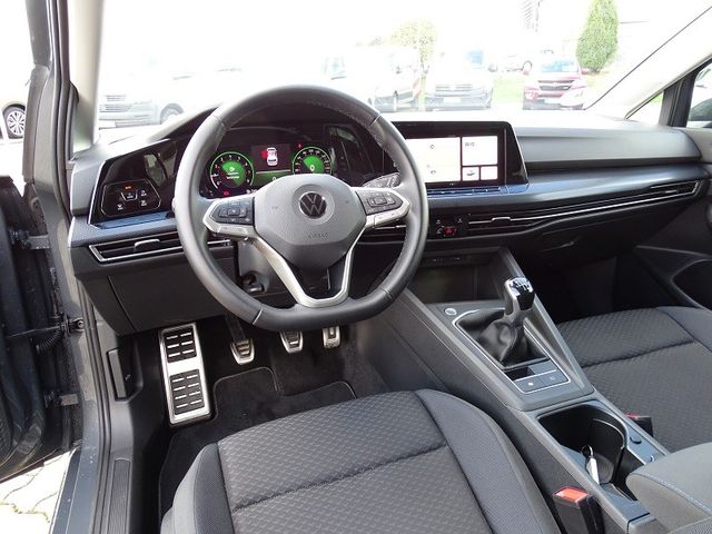 Golf 1.0 TSI United - LED  / Navi / Side Assist
