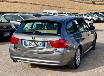 BMW 320 - 4