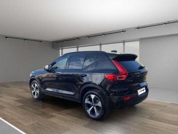 Volvo XC40 Plus Dark B4 Mild-Hybrid