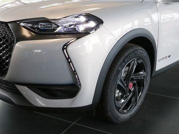 DS Automobiles DS3 E-Tense Perf.Line NAVI, HUD,PDC