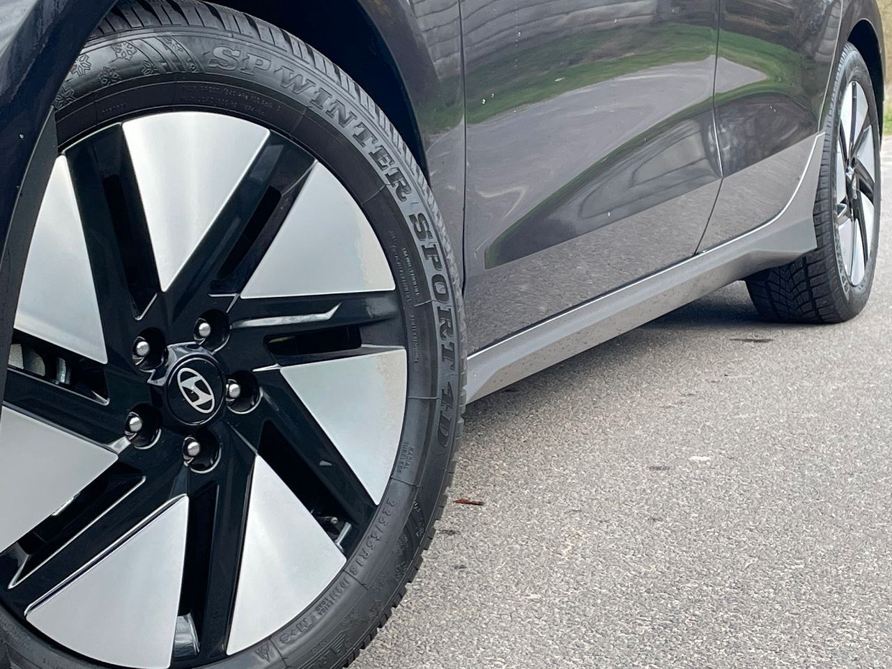 Fahrzeugabbildung Hyundai IONIQ 6 77,4kWh Allradantrieb Techniq*MIETKAUF*