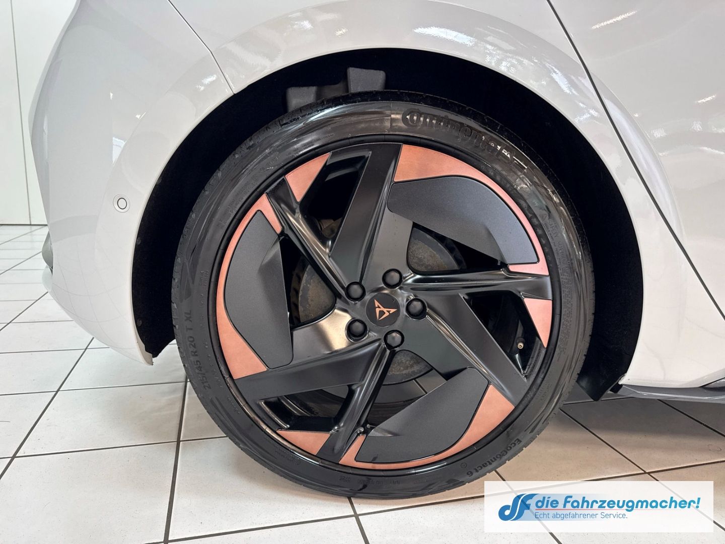 Fahrzeugabbildung CUPRA Born 150 kW Digitales Cockpit Massagesitze LED M