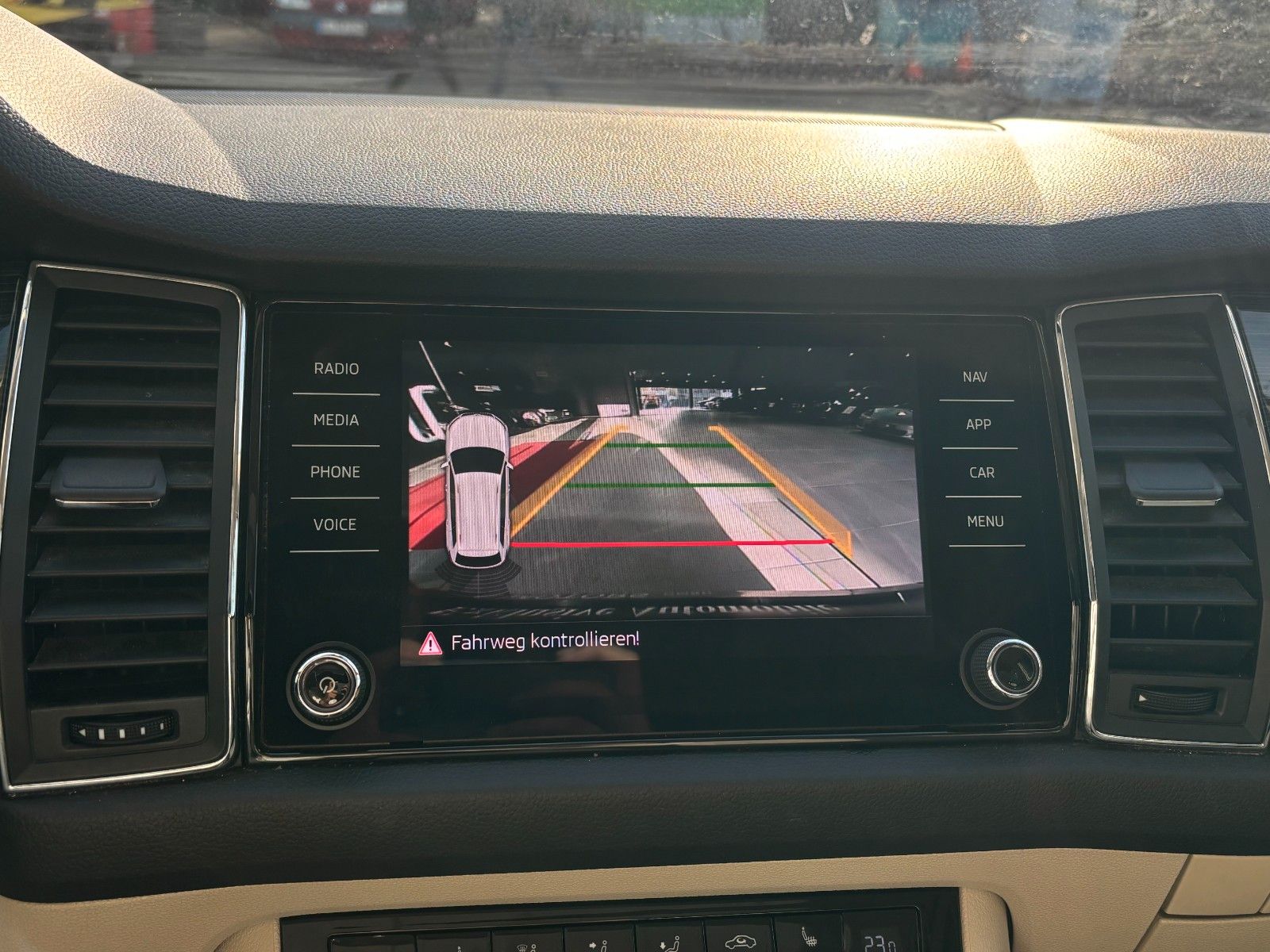 Fahrzeugabbildung SKODA Kodiaq Style 4x4 *Panorama*Kamera*ACC*SHZ