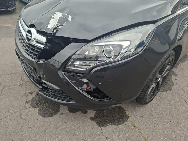 Opel Zafira 2015 — photo 12