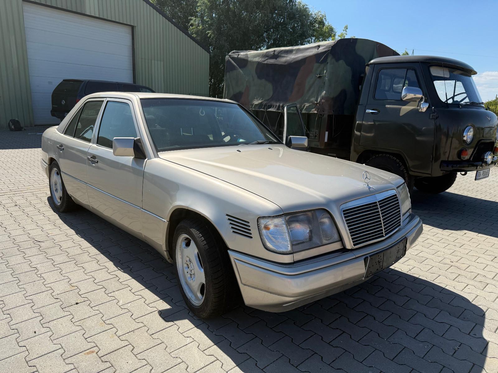 Mercedes-Benz 250