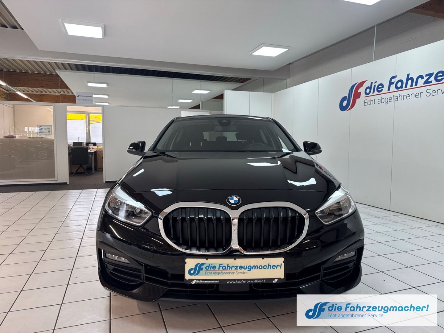 Fahrzeugabbildung BMW 118 Navi Digi Cockpit Mehrzonenklima Fahrerprofi