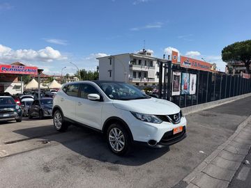 Nissan Qashqai - 1