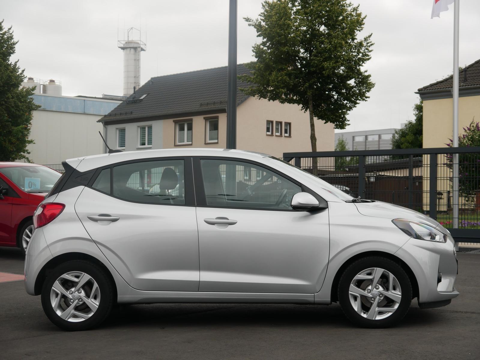 Hyundai i10 1.0 Trend Sitzheizung Tempomat Spurhalte PDC