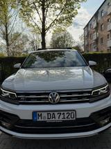 Volkswagen Tiguan 2.0 TDI SCR DSG R-Line Highlinr Vollausl