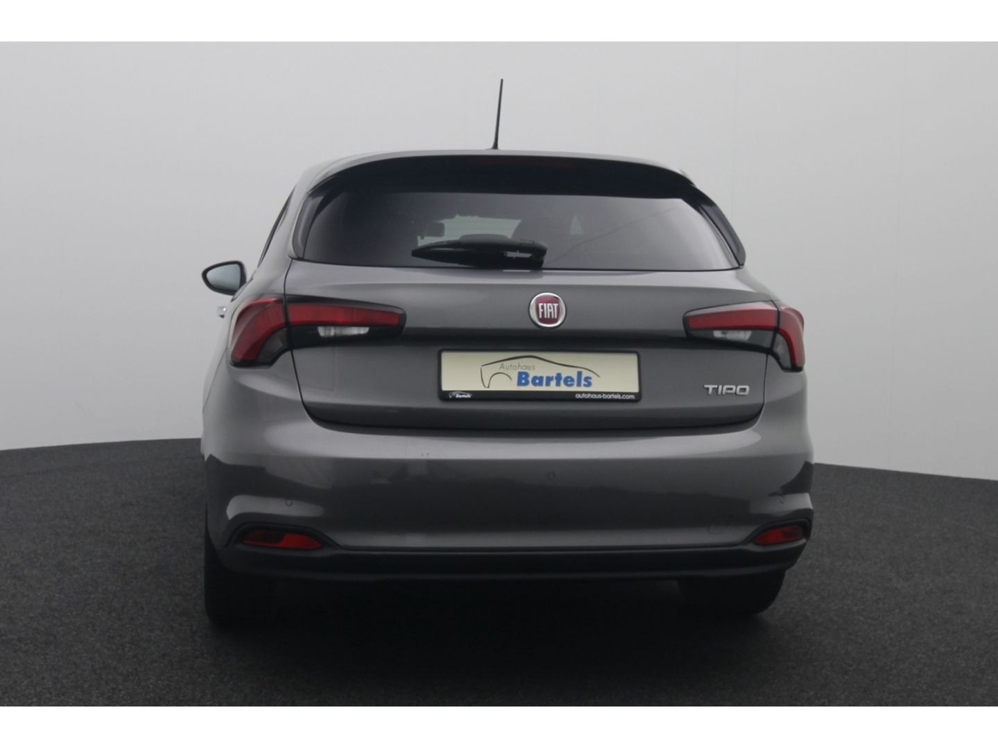 Fahrzeugabbildung Fiat Tipo 1.4 Easy Sitzheizung Navi Klimaanlage