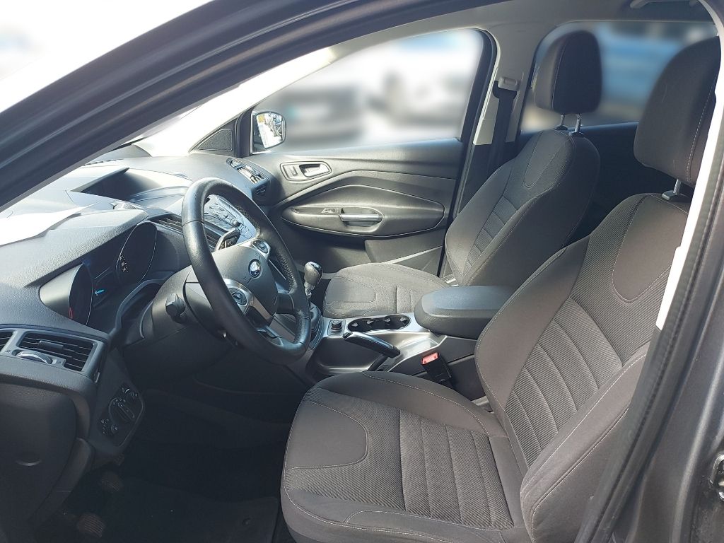Fahrzeugabbildung Ford KUGA 1.6 TREND 150 PS 6-Gang 2WD