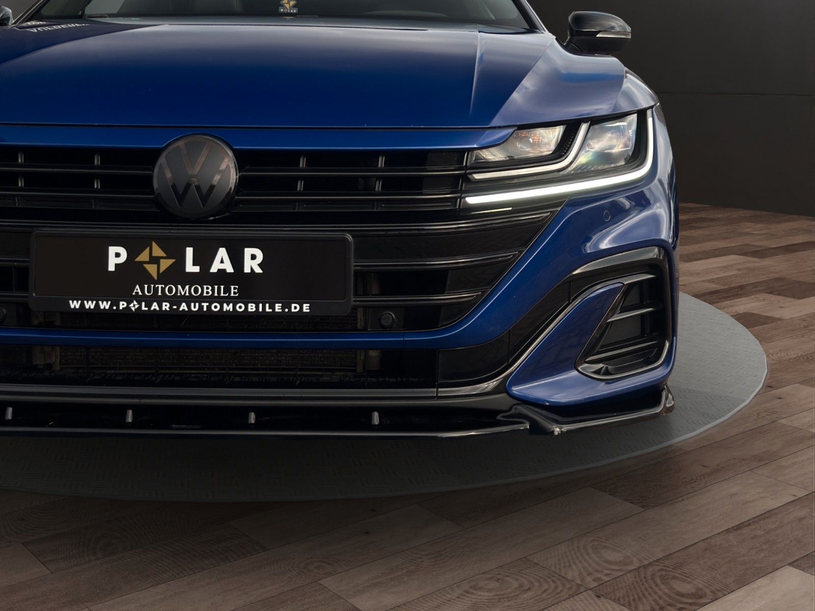 Fahrzeugabbildung Volkswagen Arteon R-Line *Pano*Kamera*Ambiente*ACC*Carplay