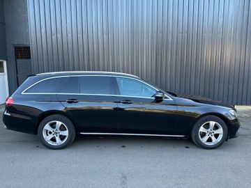 Mercedes E 220 - 6