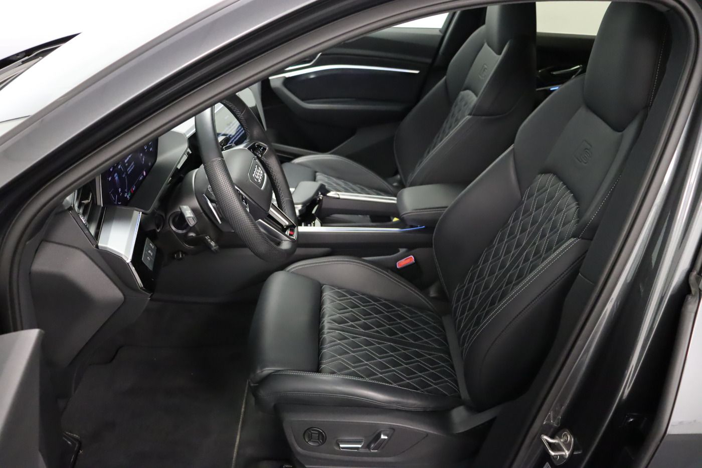 Audi e-tron - Bild 7
